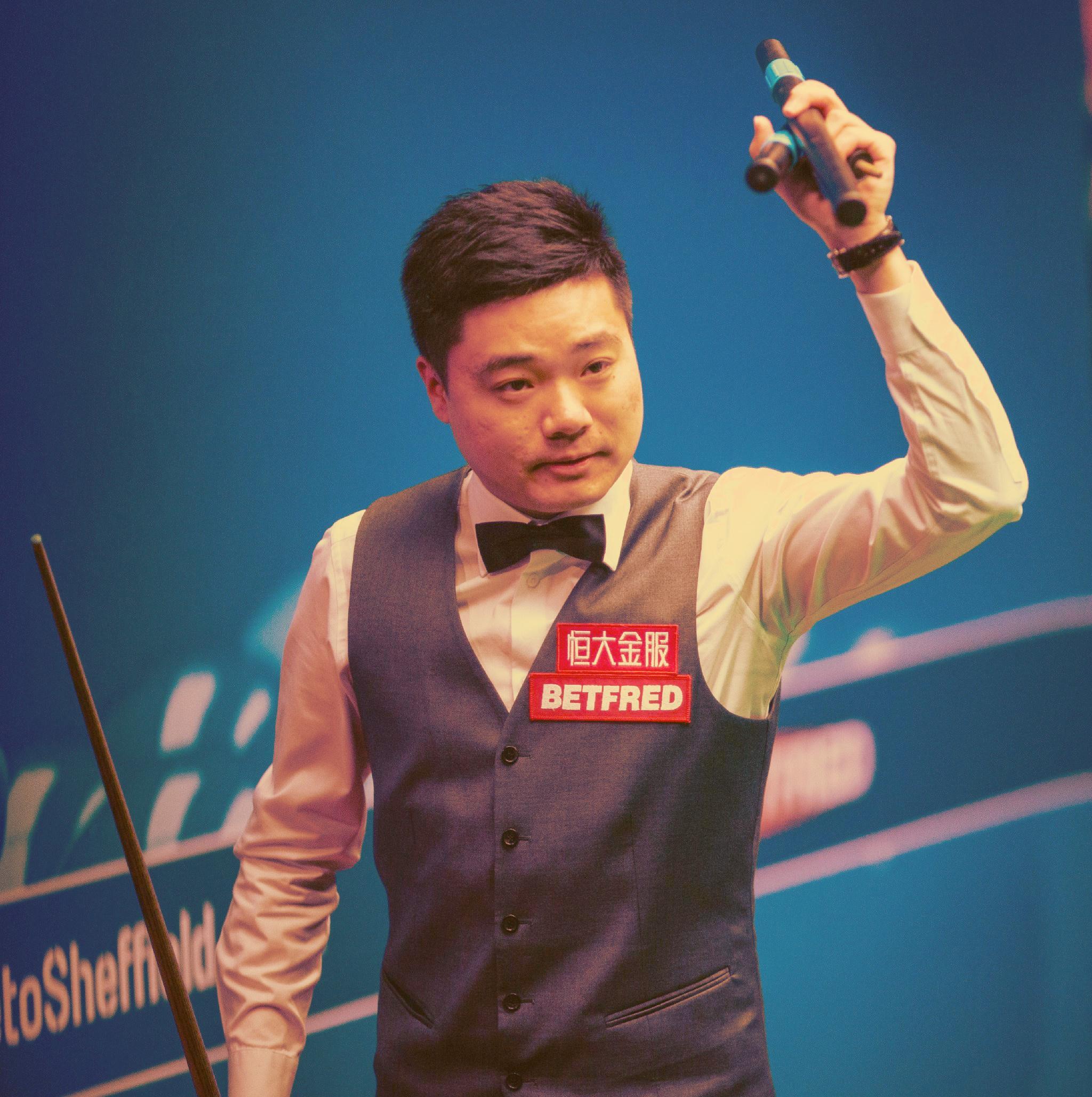 运动场馆的 运动场馆的