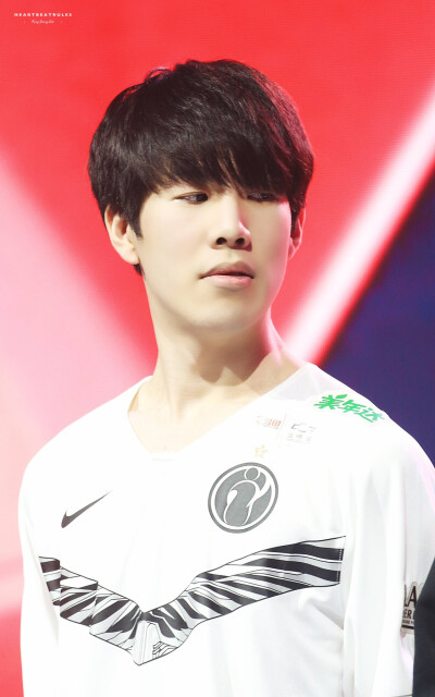 高诗岩很可 高诗岩很可